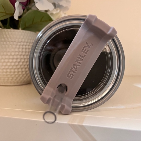 🎉LAST PIECE🎉Stanley 30oz Stainless Steel Adventure Quencher Abalone - Picture 5 of 6